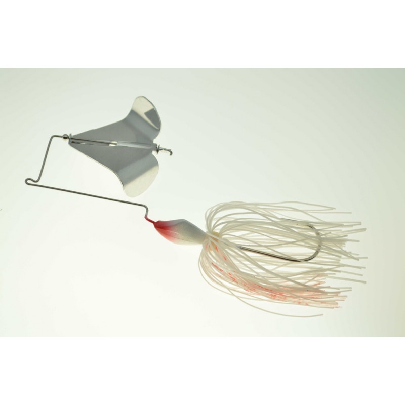buzzbait lure